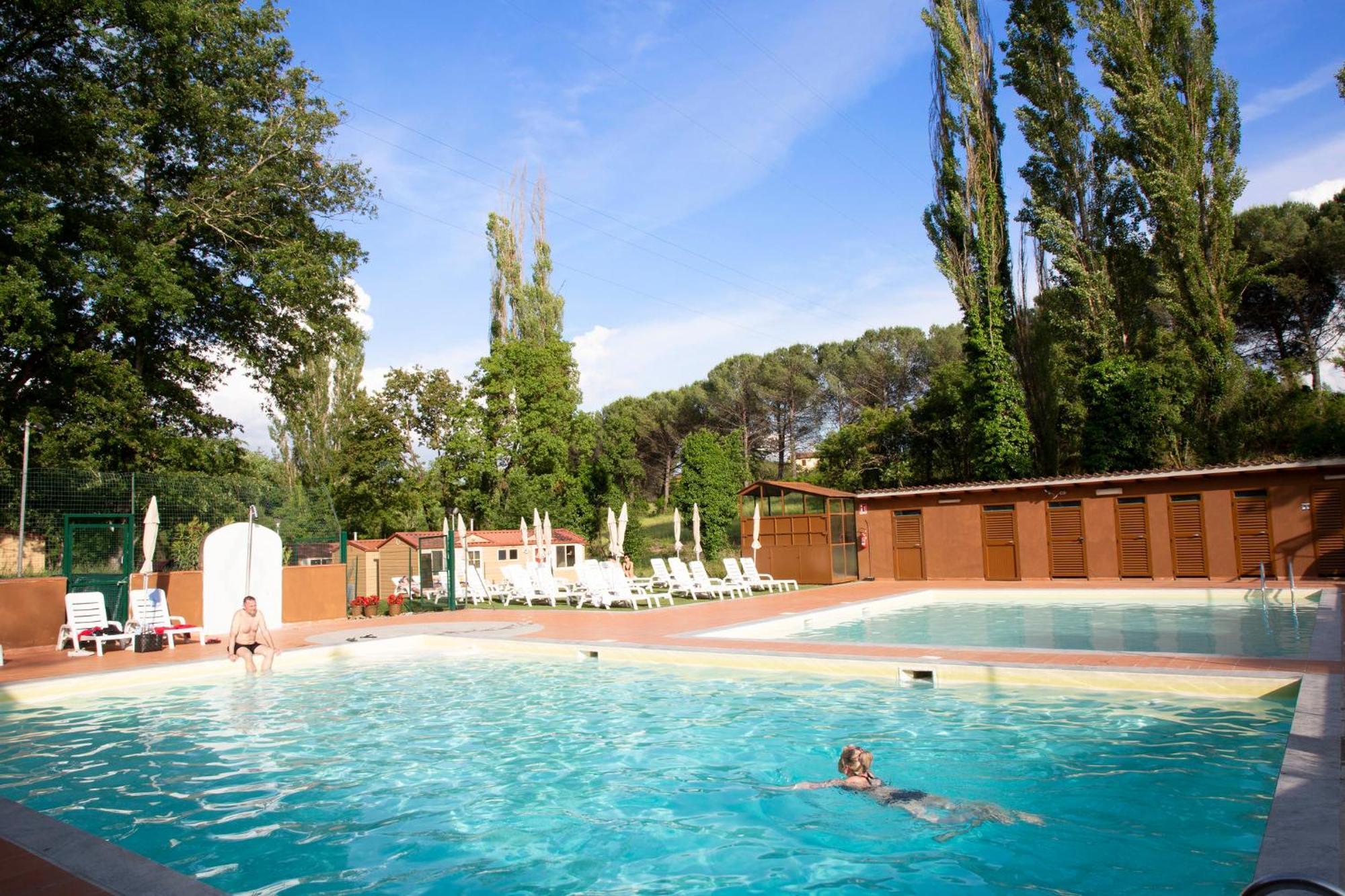 Hu Firenze Certosa Camping In Town Импрунета Экстерьер фото